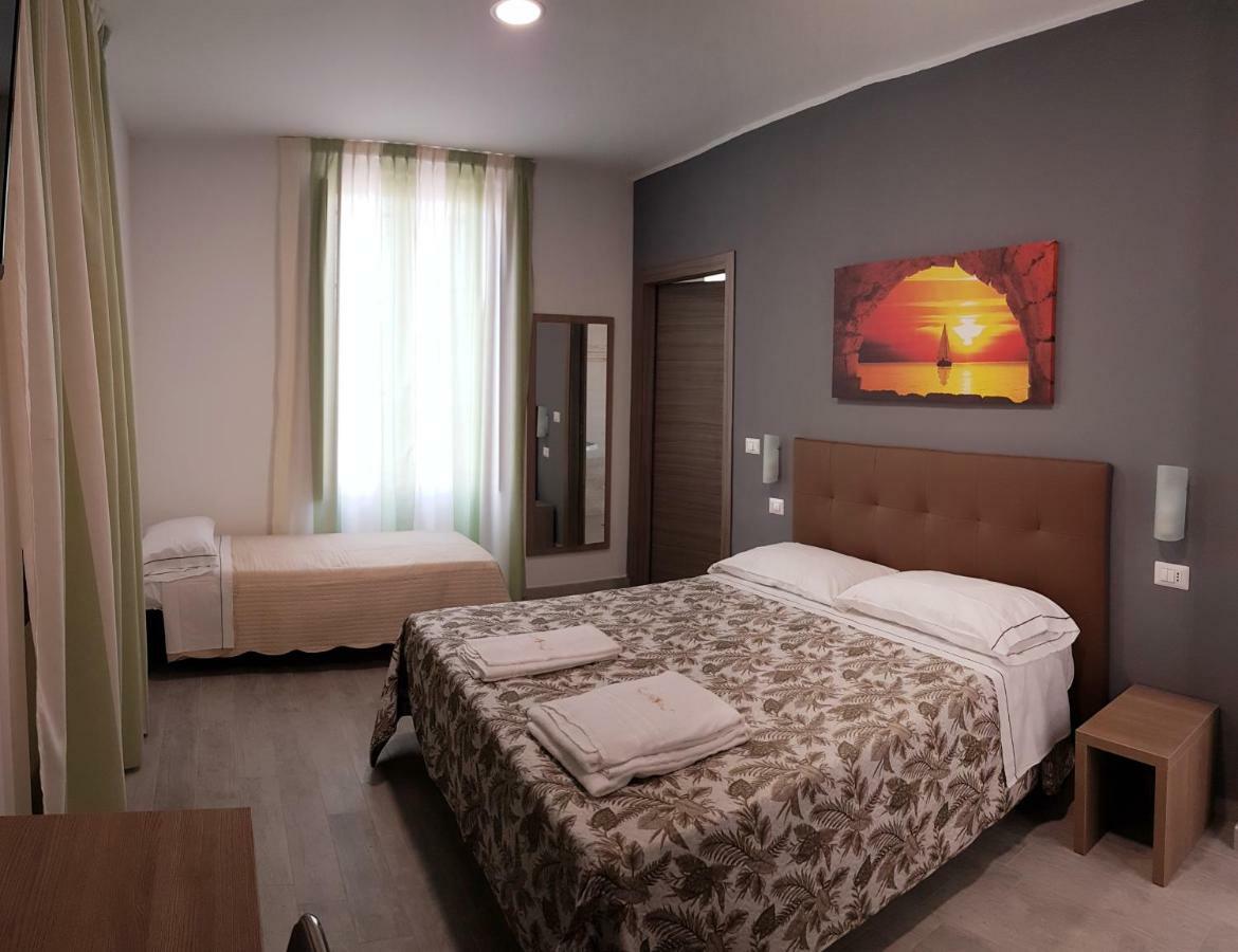 Hotel Oregon Milano Eksteriør bilde