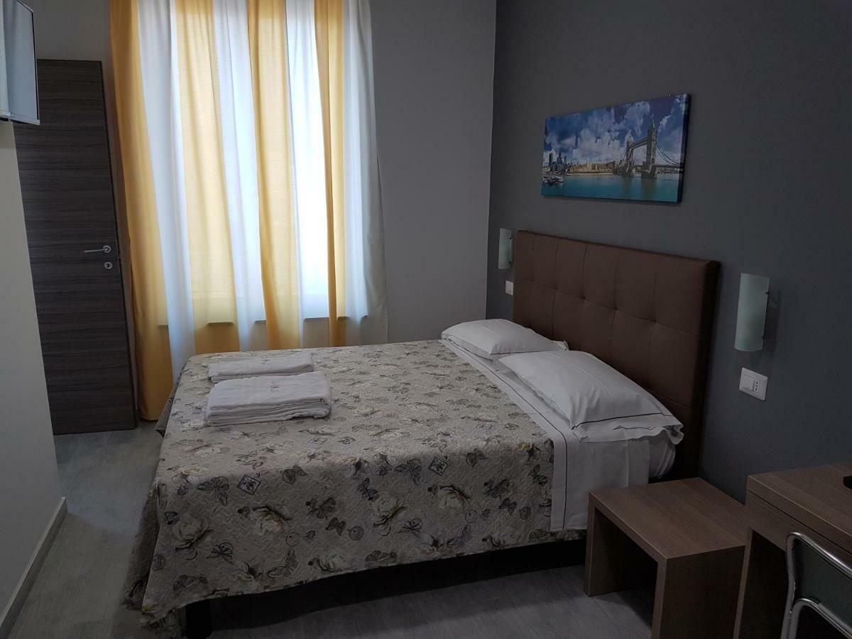 Hotel Oregon Milano Eksteriør bilde